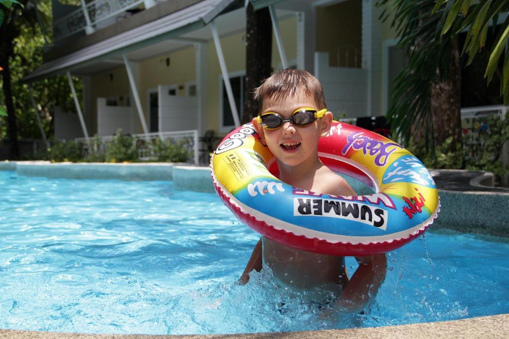 Naka Resort Kamala-part Kültér fotó