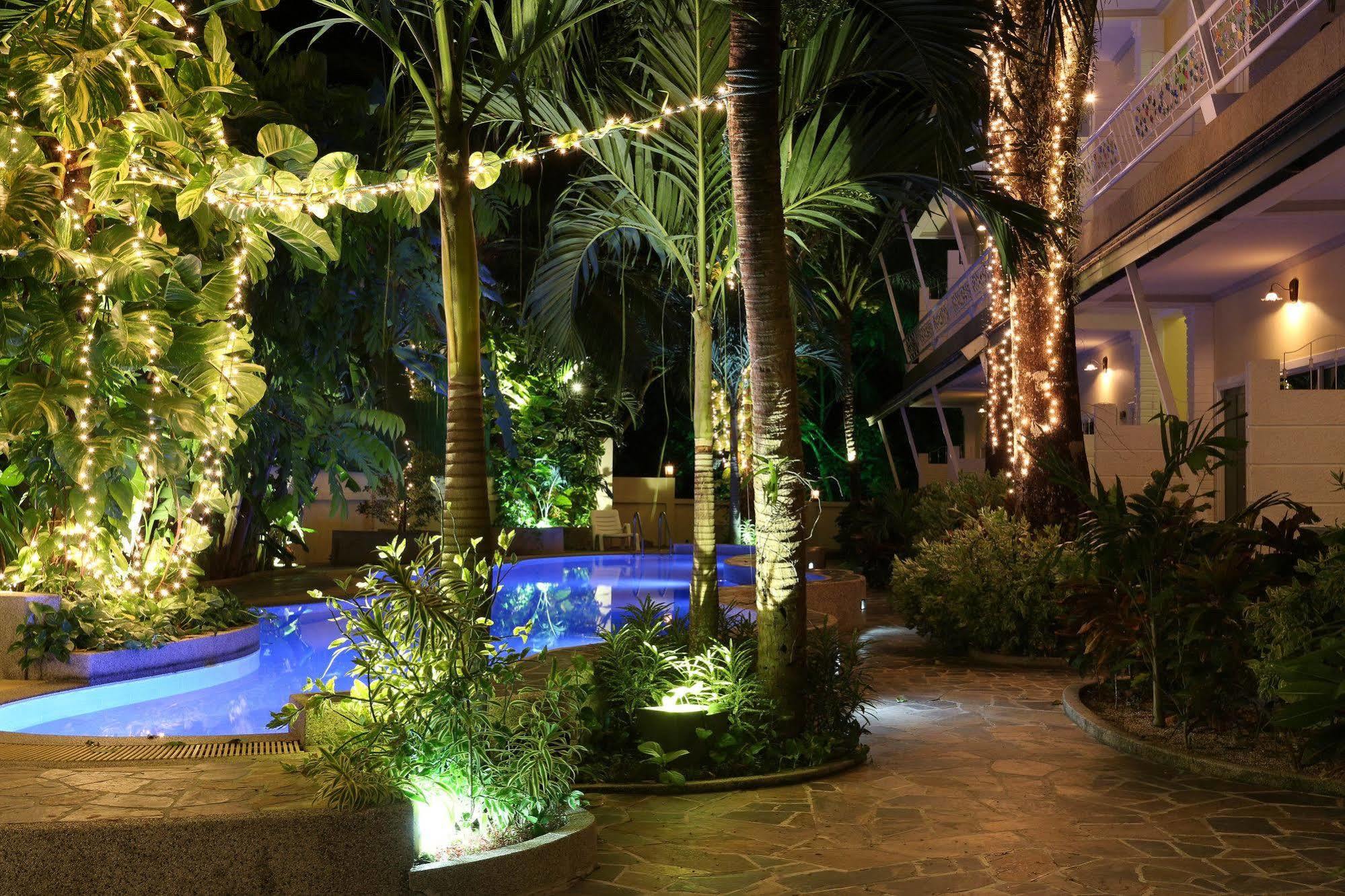 Naka Resort Kamala-part Kültér fotó