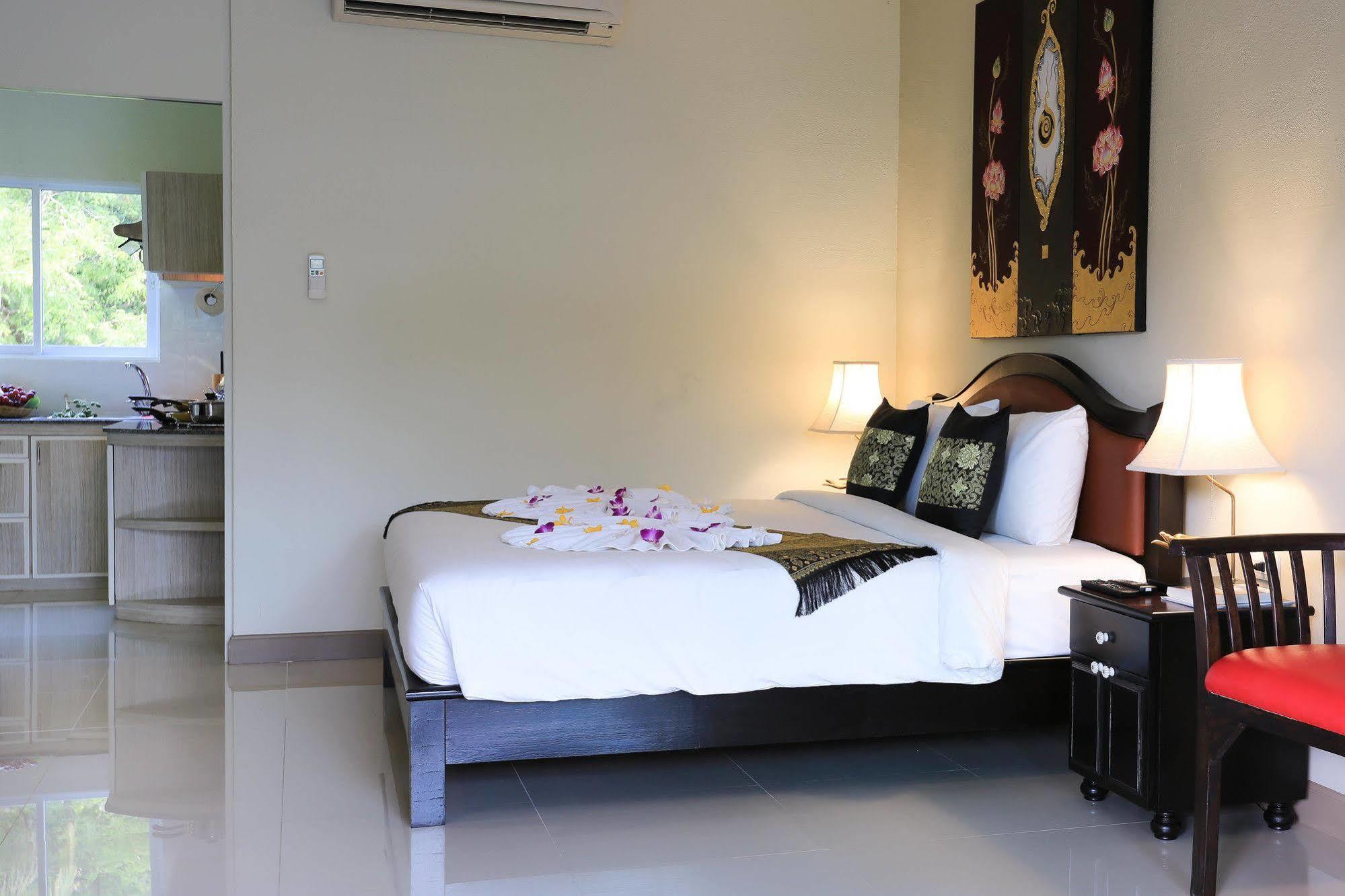 Naka Resort Kamala-part Kültér fotó